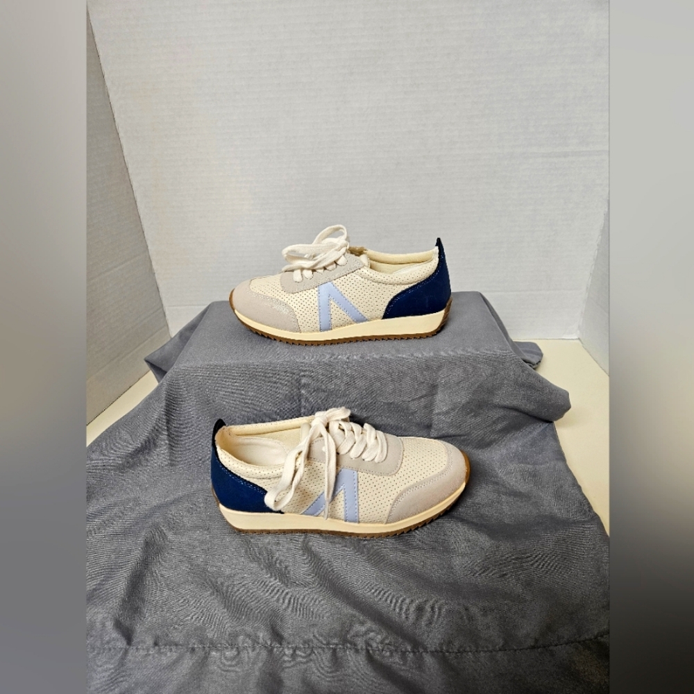 MIA Kids Shoes NWT